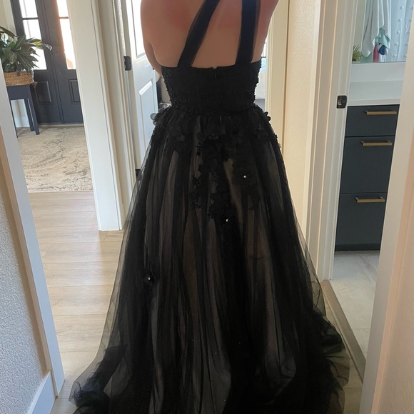 Prom Dress - Picture 2 of 4